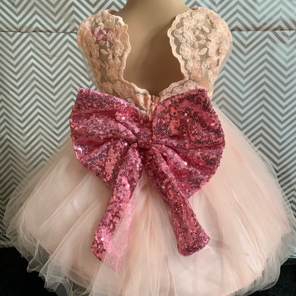 Boutique Dress similar to the brand princess bow